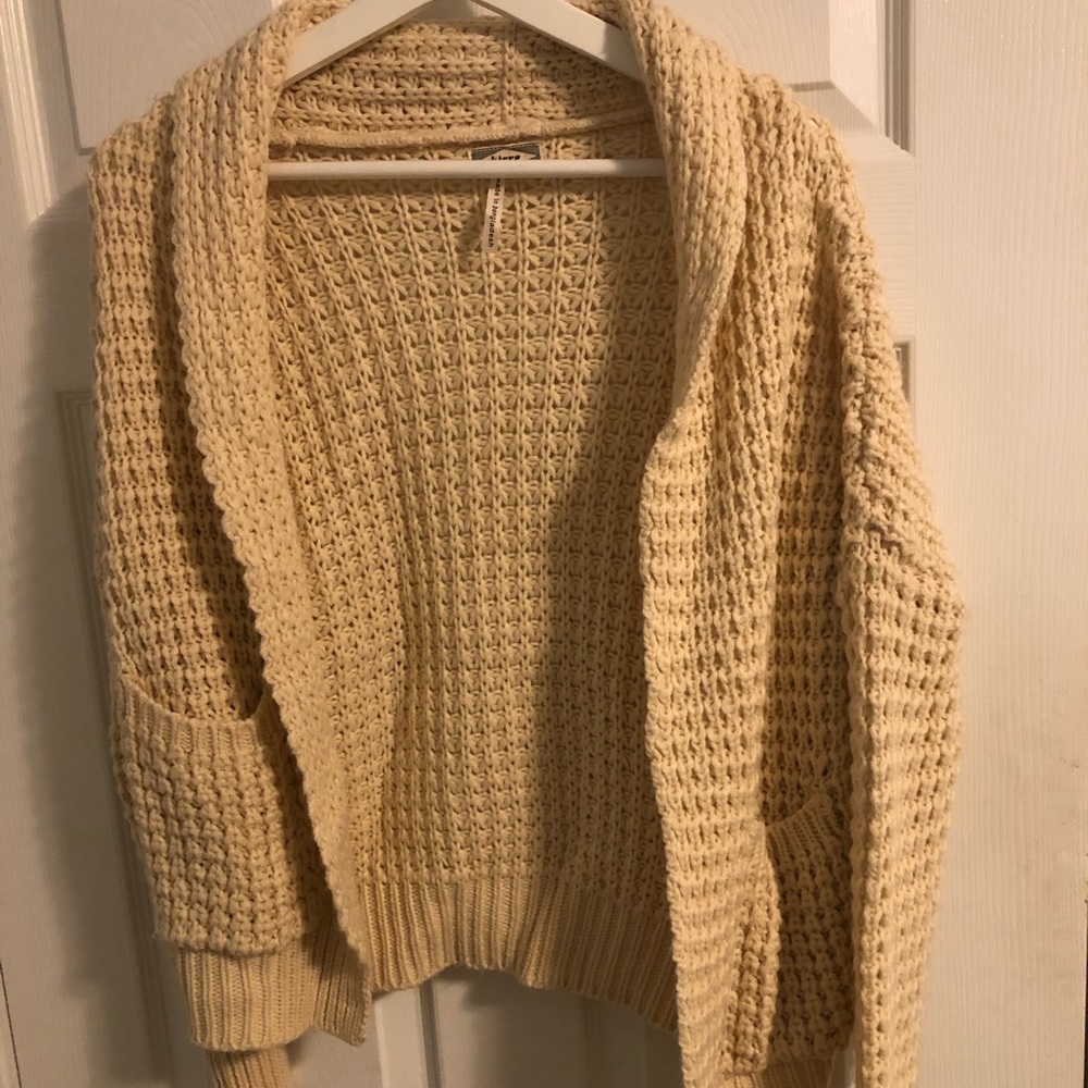 Cable knit cardigan